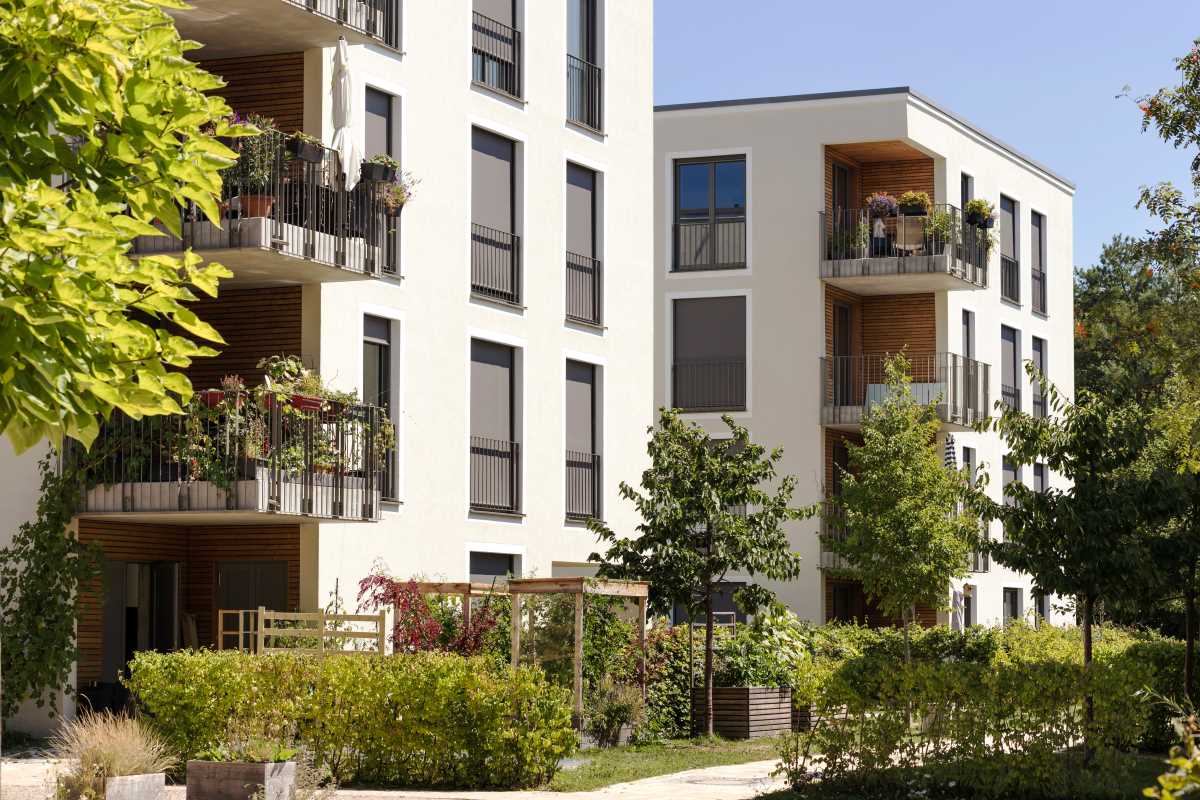 Create a Vertical Garden on Your Apartment Balcony